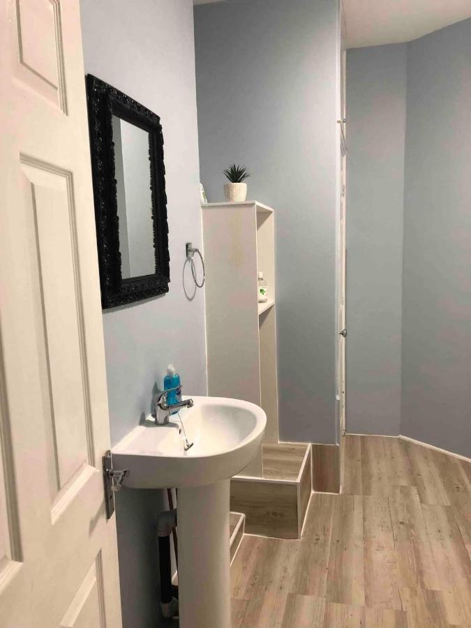 4 Bed City Centre Flat リヴァプール エクステリア 写真